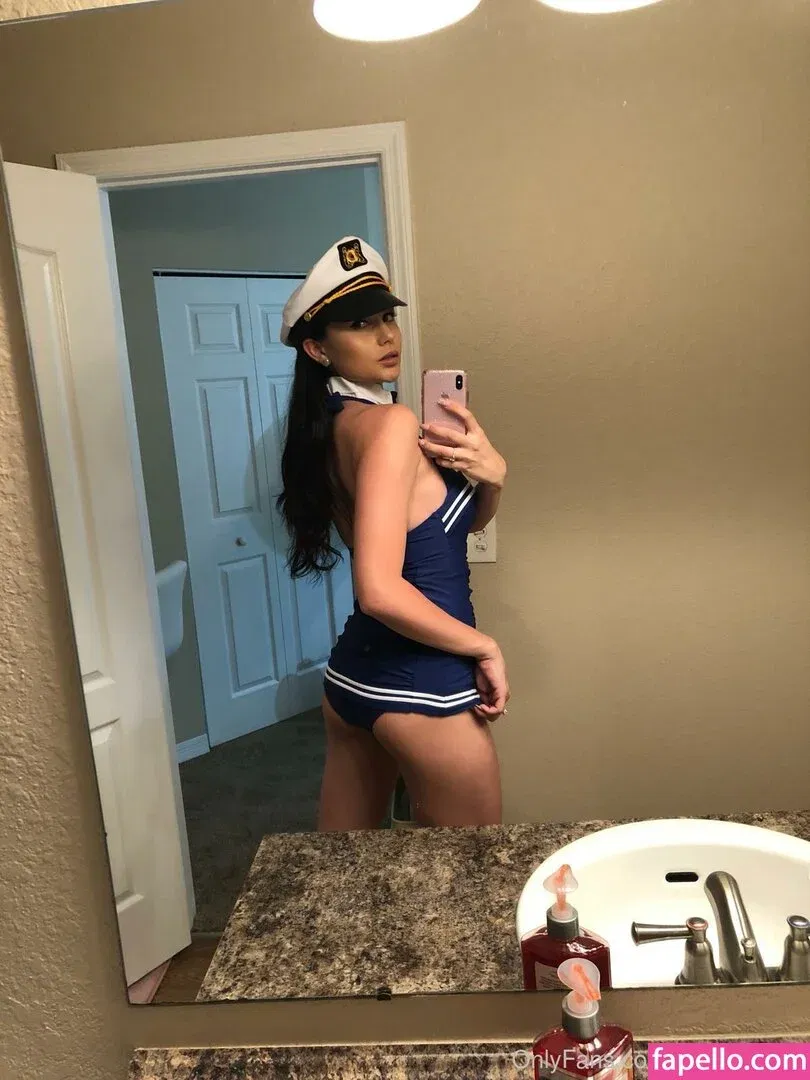 arianamarie Onlyfans Photo Gallery 