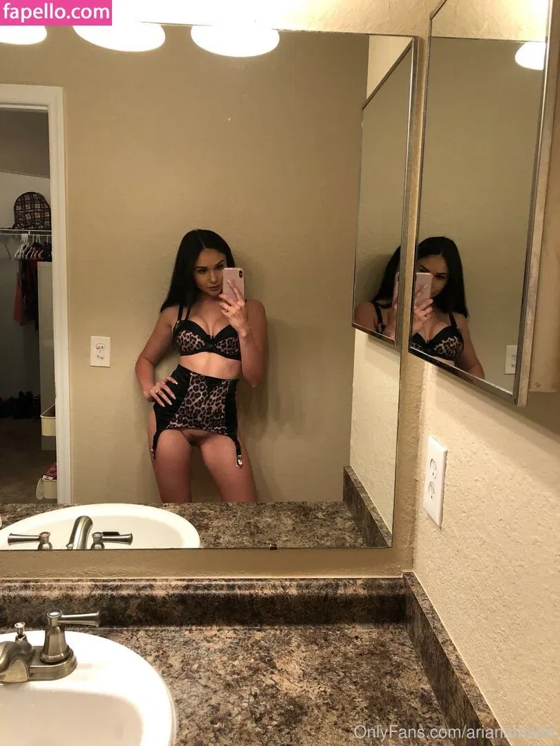 arianamarie Onlyfans Photo Gallery 