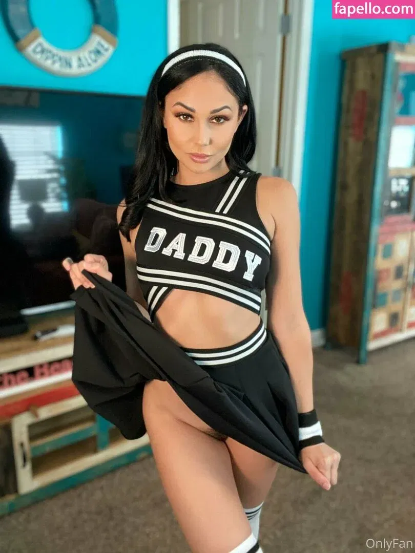 arianamarie Onlyfans Photo Gallery 