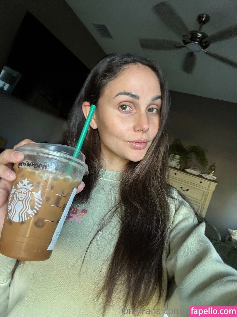 arianamarie Onlyfans Photo Gallery 