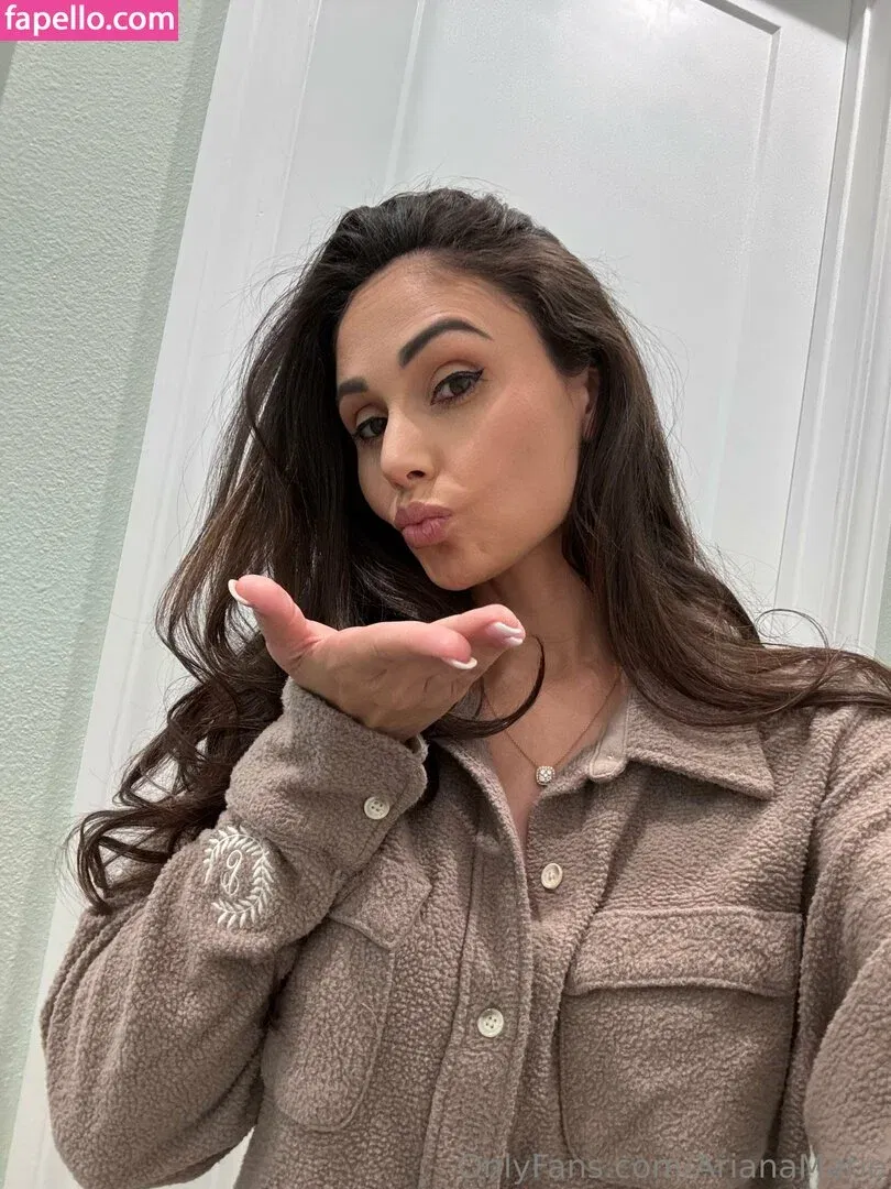 arianamarie Onlyfans Photo Gallery 