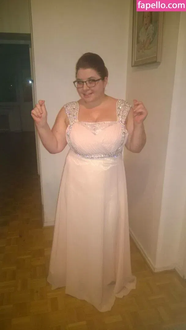 Raisa Brandt Onlyfans Photo Gallery 