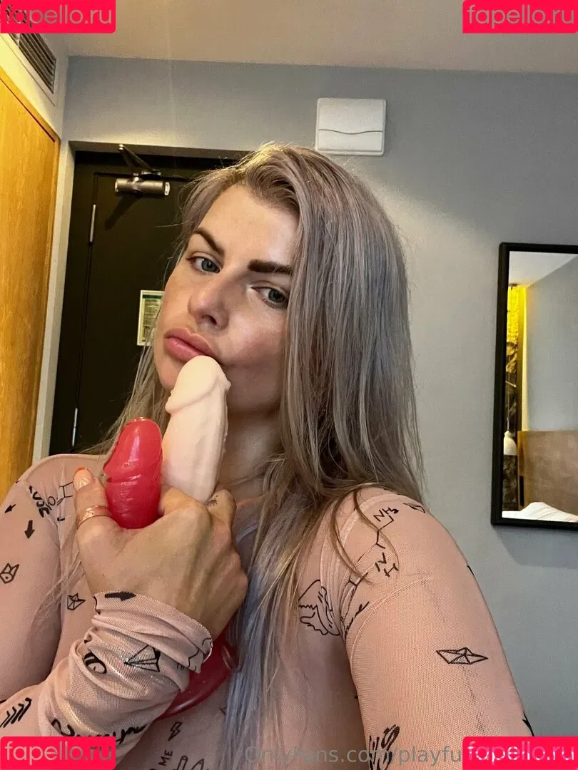 playfulhousewife Onlyfans Photo Gallery 