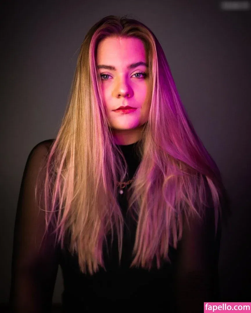 DominoKati Onlyfans Photo Gallery 