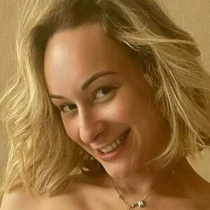 Lieblings Lena Onlyfans Photo Gallery 