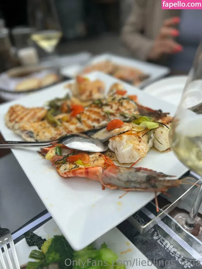 Lieblings Lena Onlyfans Photo Gallery 