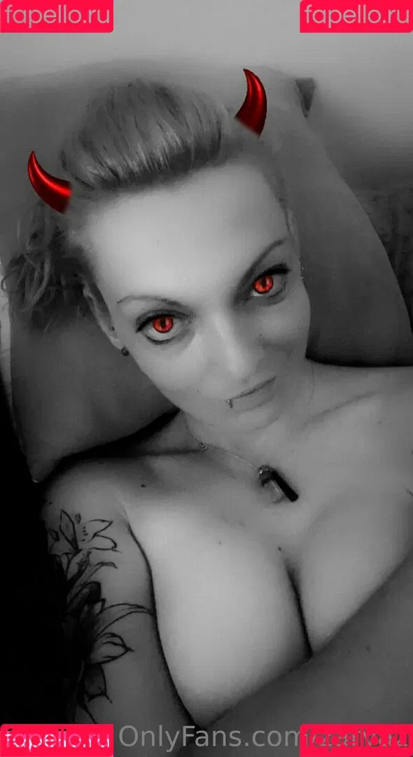 zaryaz Onlyfans Photo Gallery 