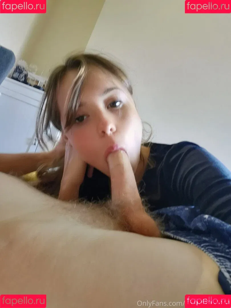 YourLittleMaya Onlyfans Photo Gallery 