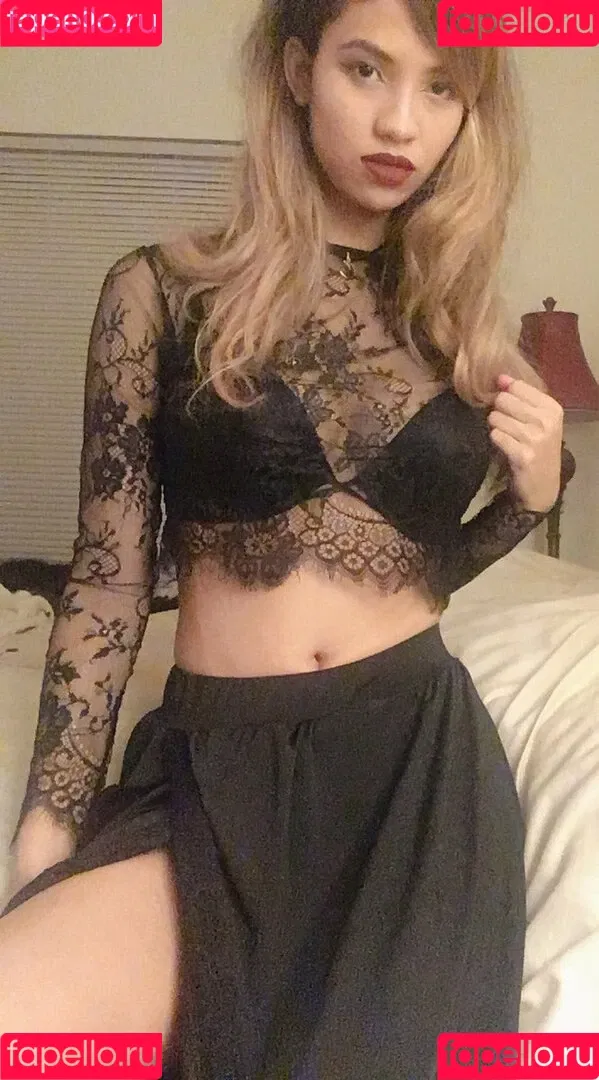 Trickywi Onlyfans Photo Gallery 