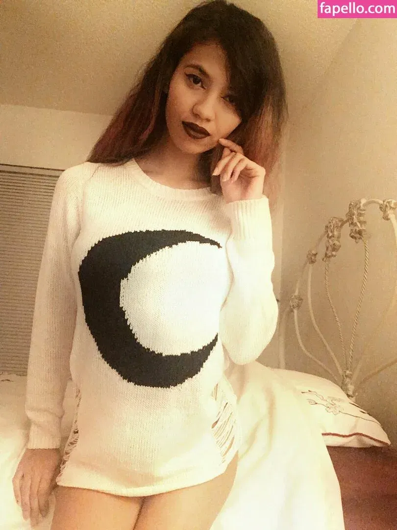 Trickywi Onlyfans Photo Gallery 