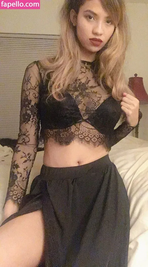 Trickywi Onlyfans Photo Gallery 