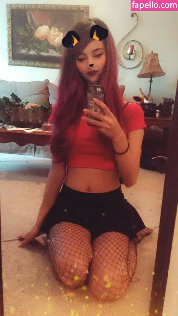 Trickywi Onlyfans Photo Gallery 