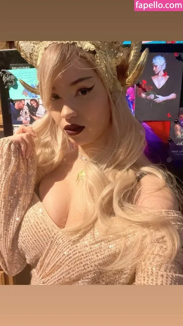 Trickywi Onlyfans Photo Gallery 