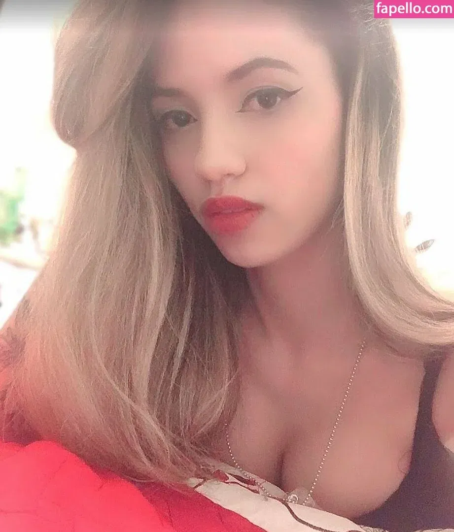 Trickywi Onlyfans Photo Gallery 