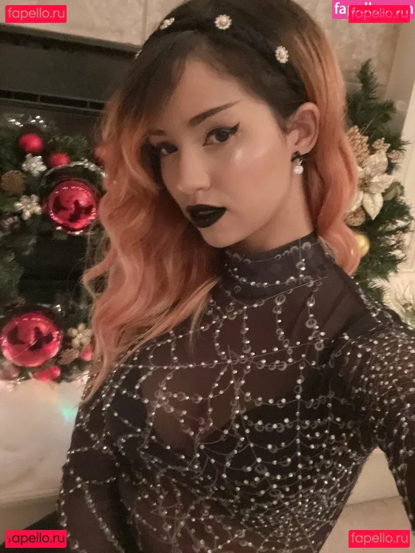 Trickywi Onlyfans Photo Gallery 