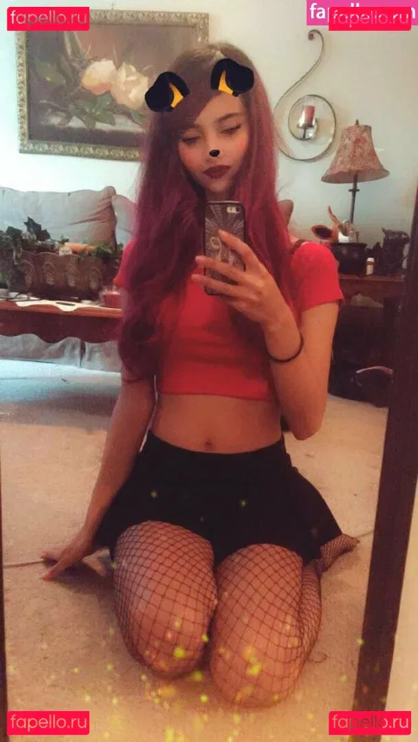 Trickywi Onlyfans Photo Gallery 