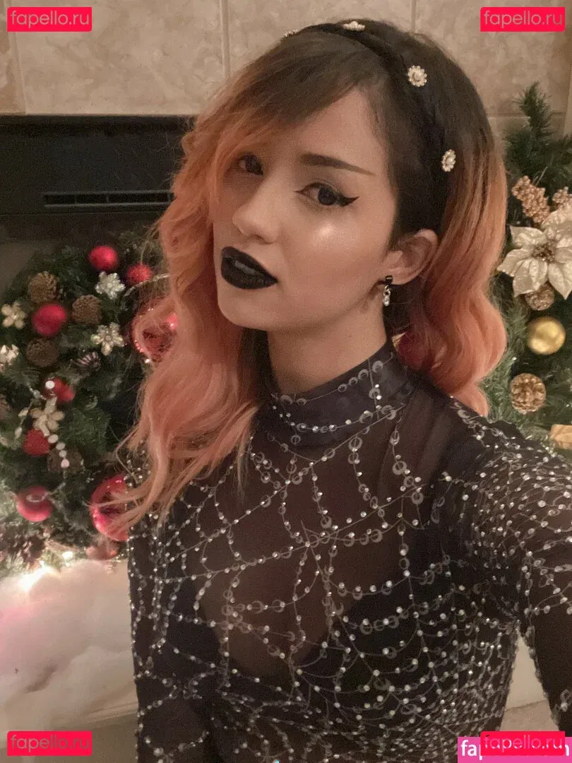 Trickywi Onlyfans Photo Gallery 