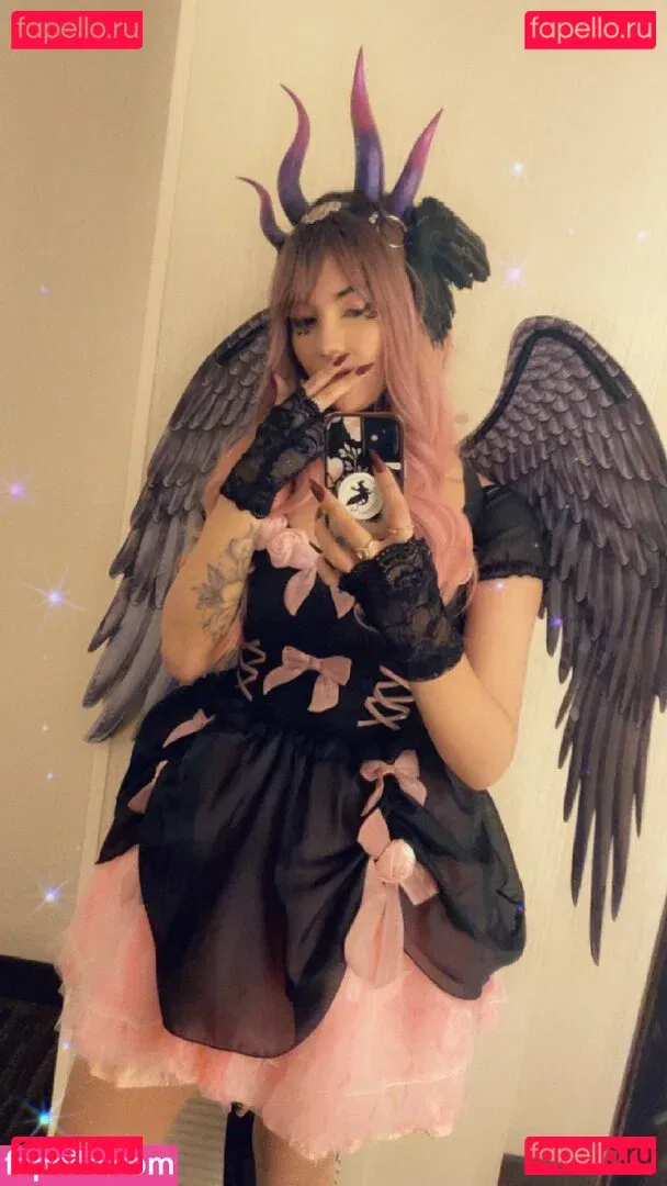 Trickywi Onlyfans Photo Gallery 