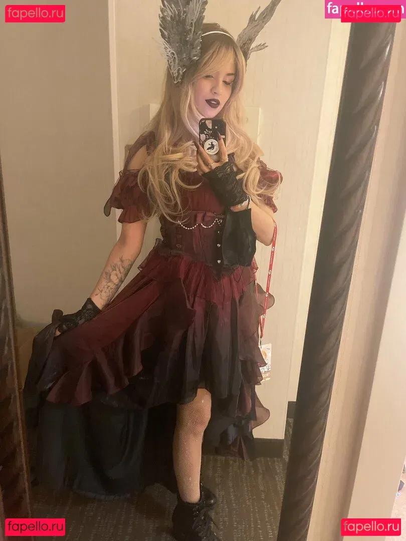 Trickywi Onlyfans Photo Gallery 