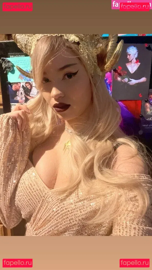 Trickywi Onlyfans Photo Gallery 