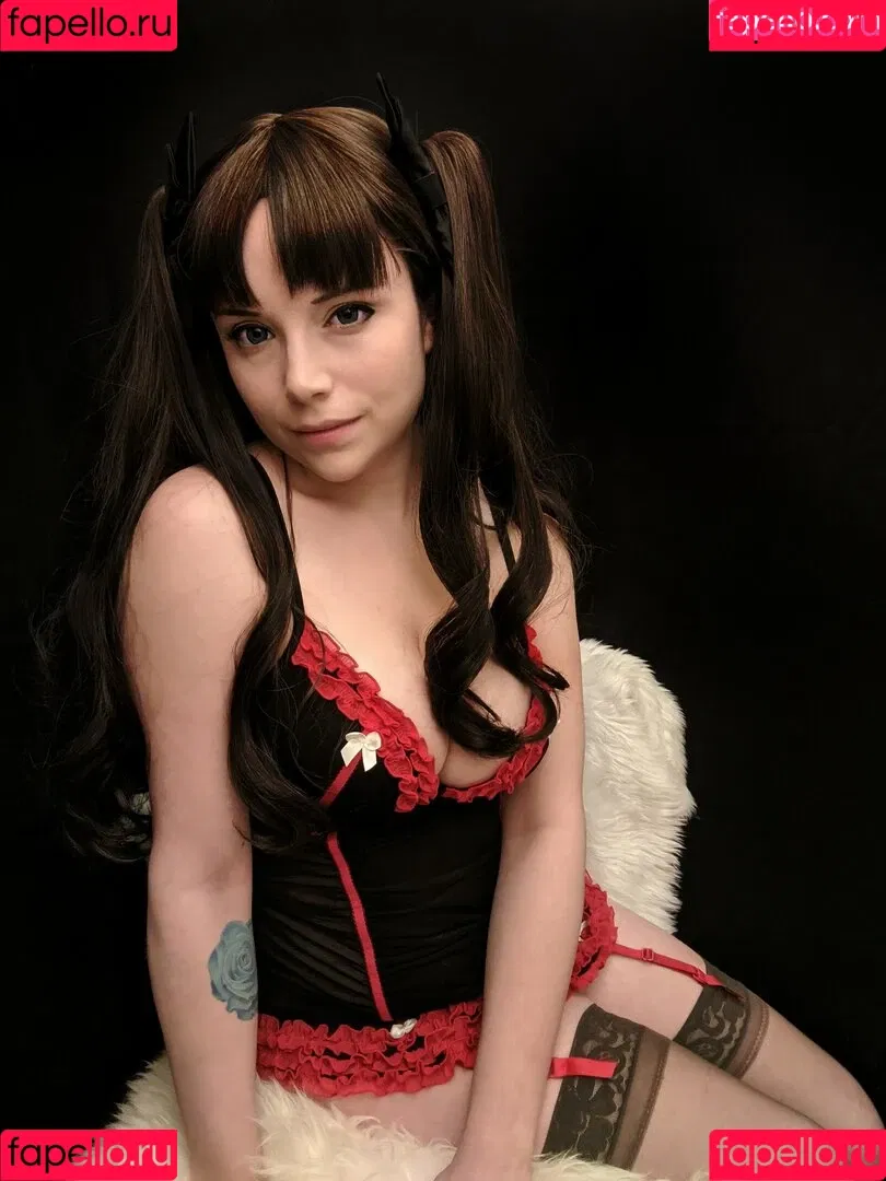 Dera Megurine Onlyfans Photo Gallery 