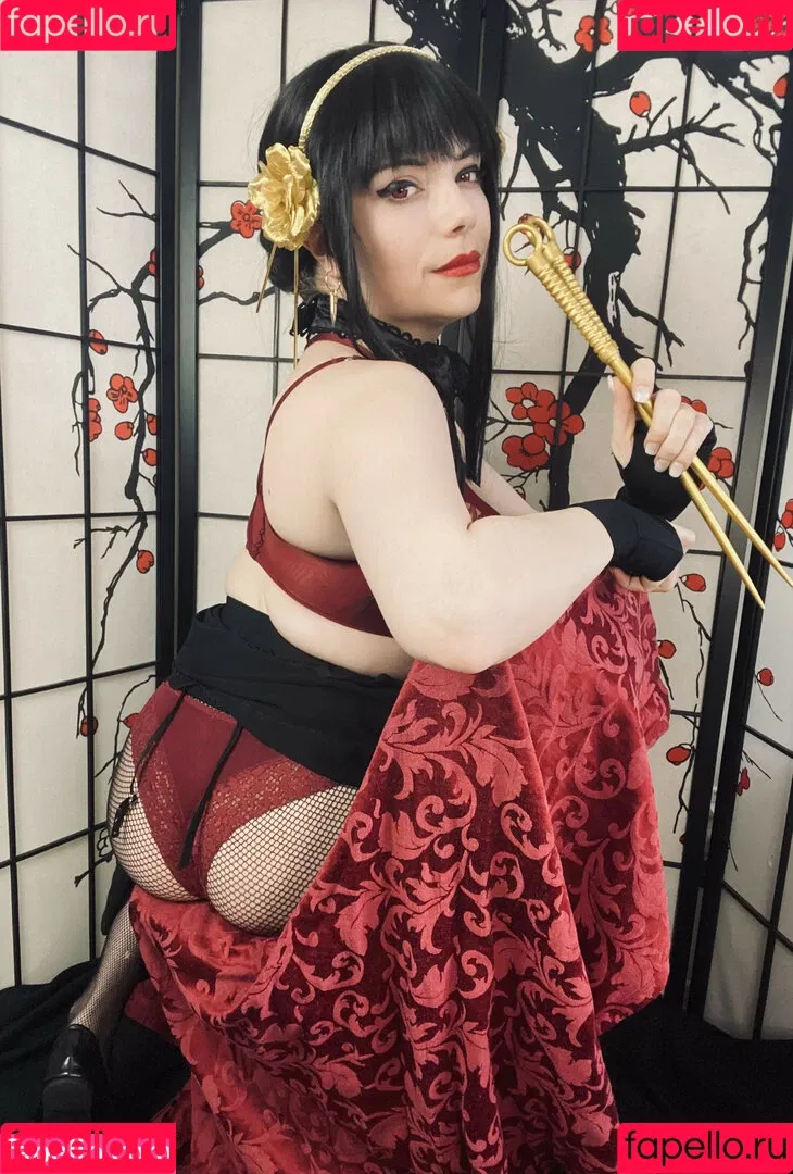 Dera Megurine Onlyfans Photo Gallery 
