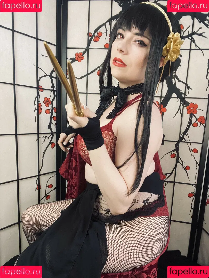 Dera Megurine Onlyfans Photo Gallery 