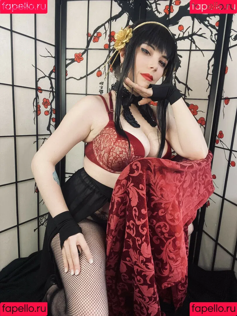 Dera Megurine Onlyfans Photo Gallery 