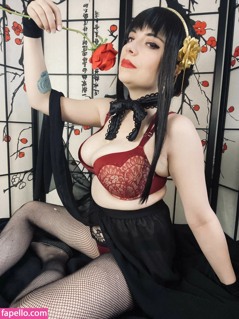 Dera Megurine Onlyfans Photo Gallery 