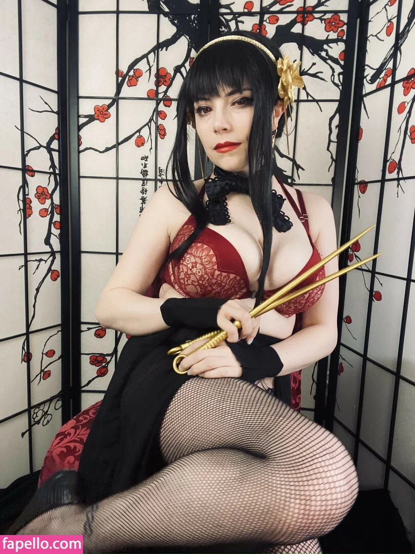 Dera Megurine Onlyfans Photo Gallery 