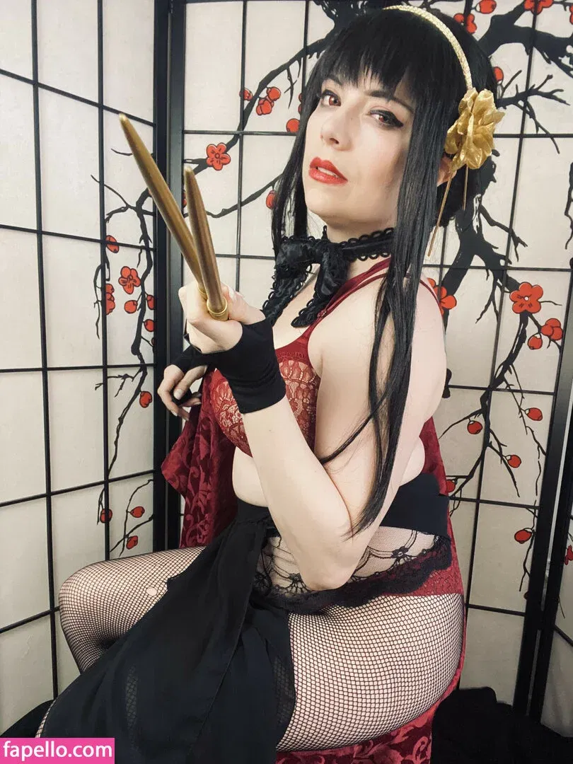 Dera Megurine Onlyfans Photo Gallery 