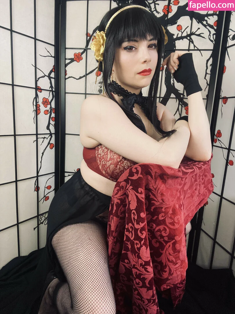 Dera Megurine Onlyfans Photo Gallery 