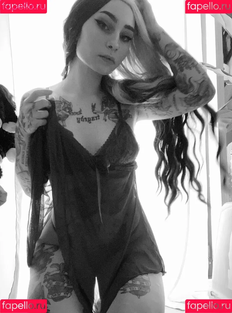 hernamewasloneliness Onlyfans Photo Gallery 