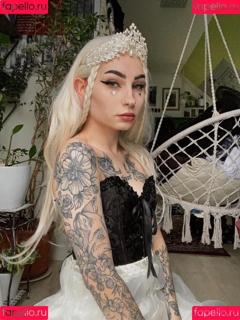 hernamewasloneliness Onlyfans Photo Gallery 