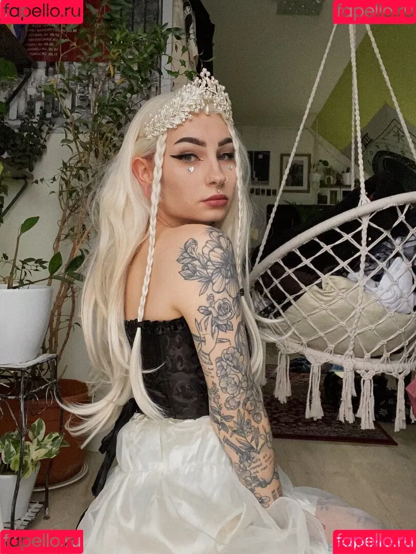 hernamewasloneliness Onlyfans Photo Gallery 