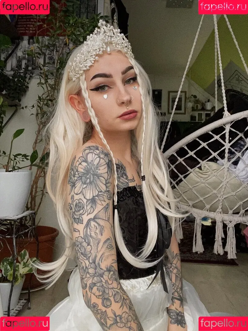 hernamewasloneliness Onlyfans Photo Gallery 