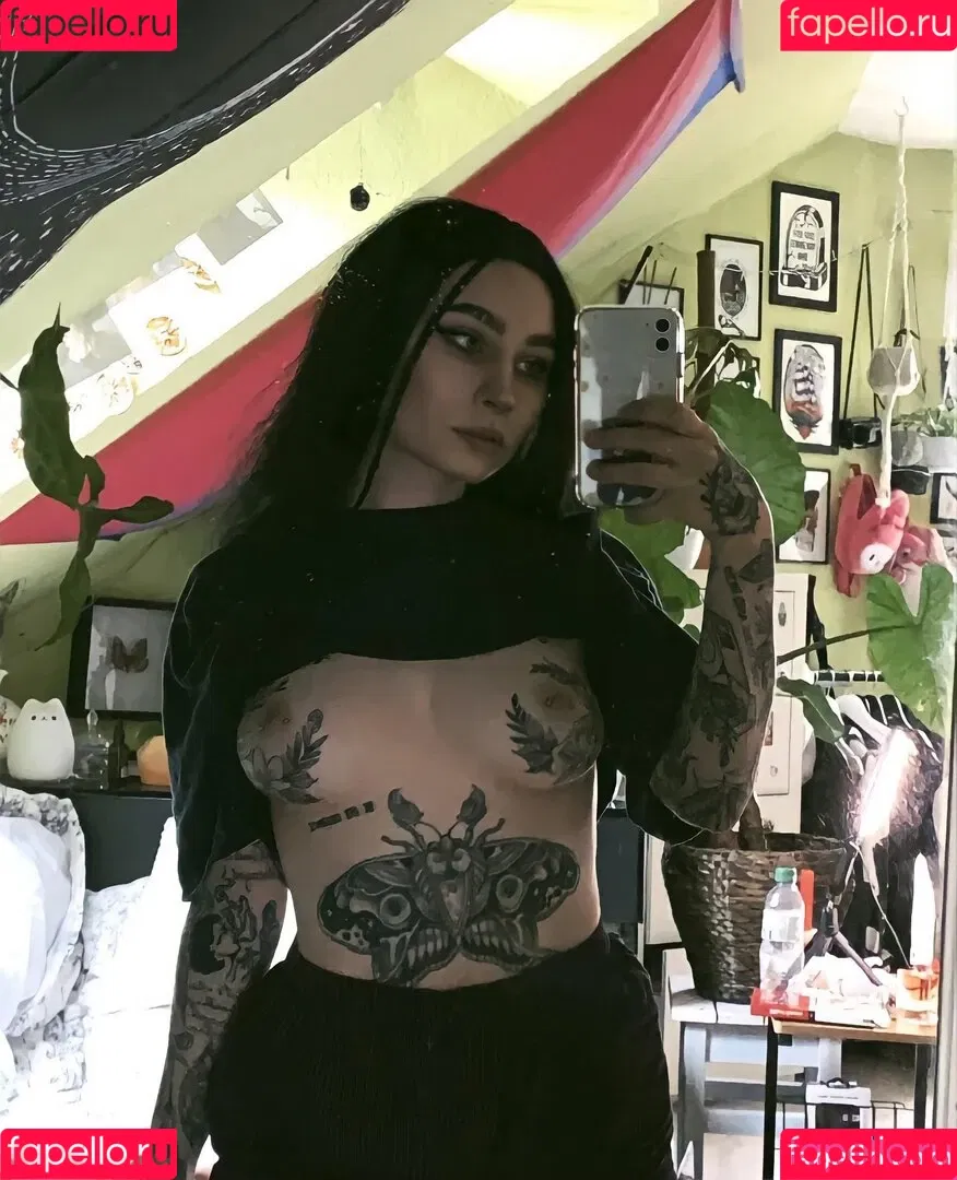 hernamewasloneliness Onlyfans Photo Gallery 