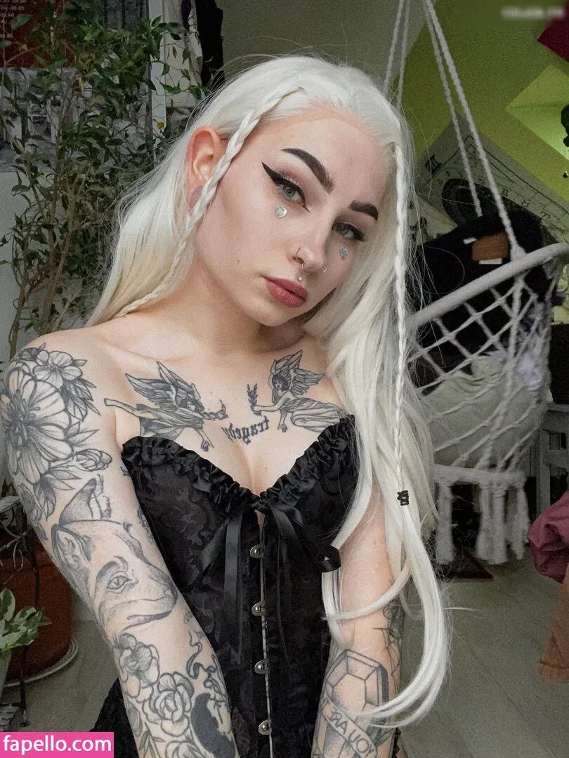 hernamewasloneliness Onlyfans Photo Gallery 