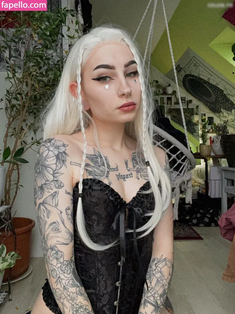 hernamewasloneliness Onlyfans Photo Gallery 