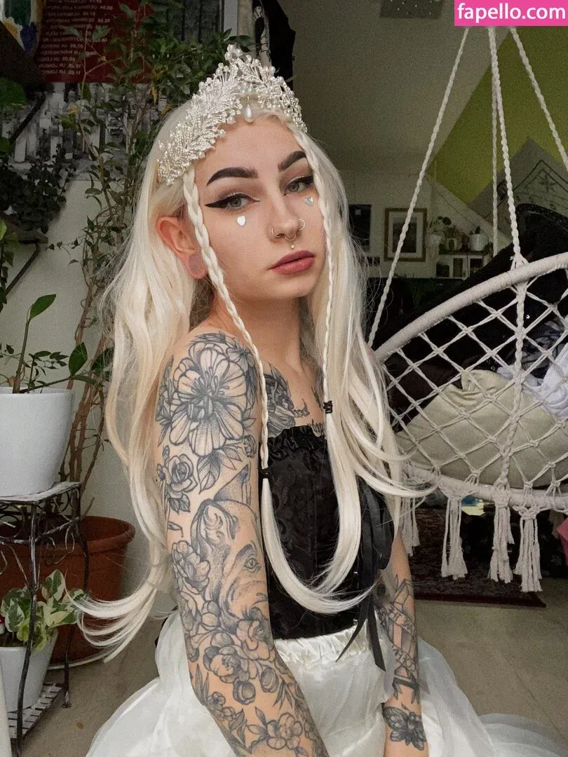 hernamewasloneliness Onlyfans Photo Gallery 