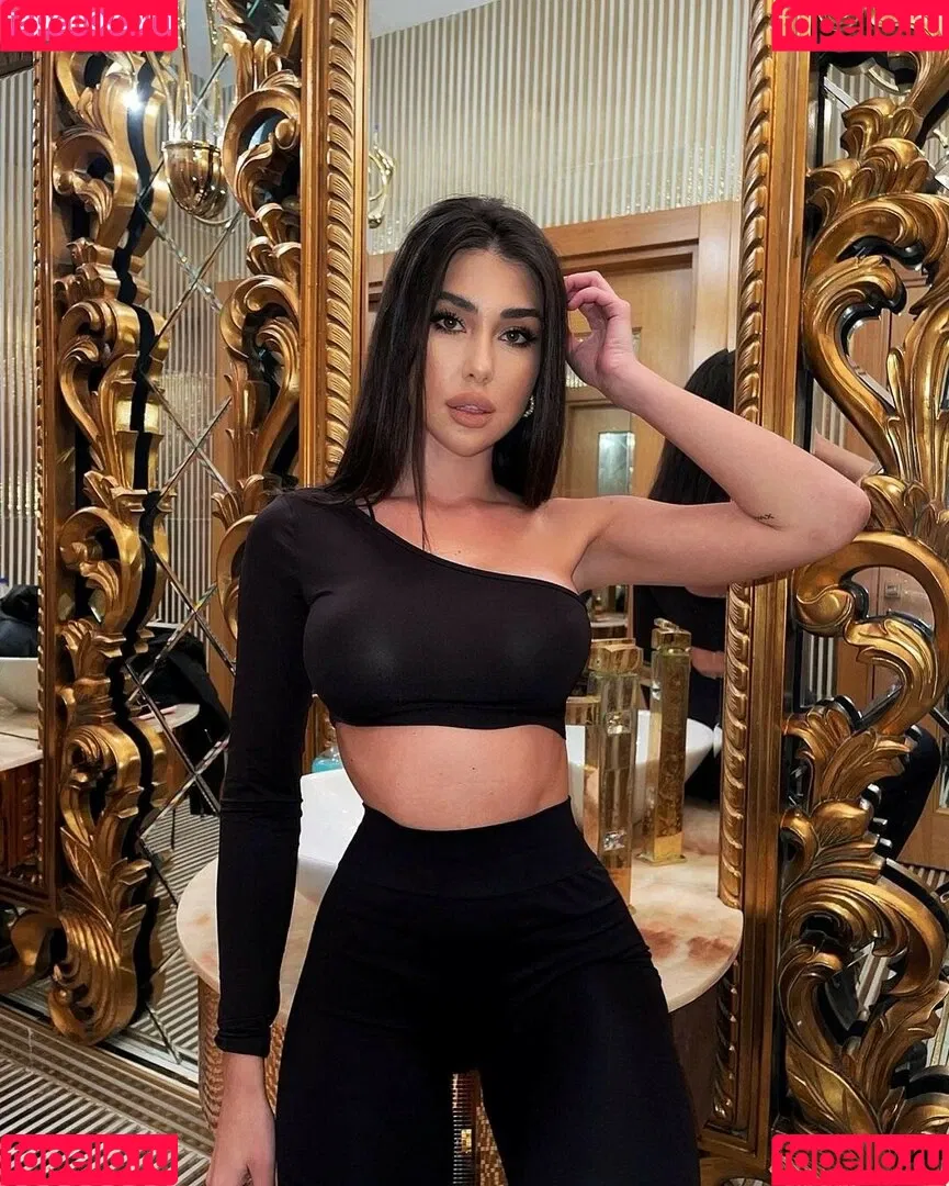 vitalievna_a.d Onlyfans Photo Gallery 