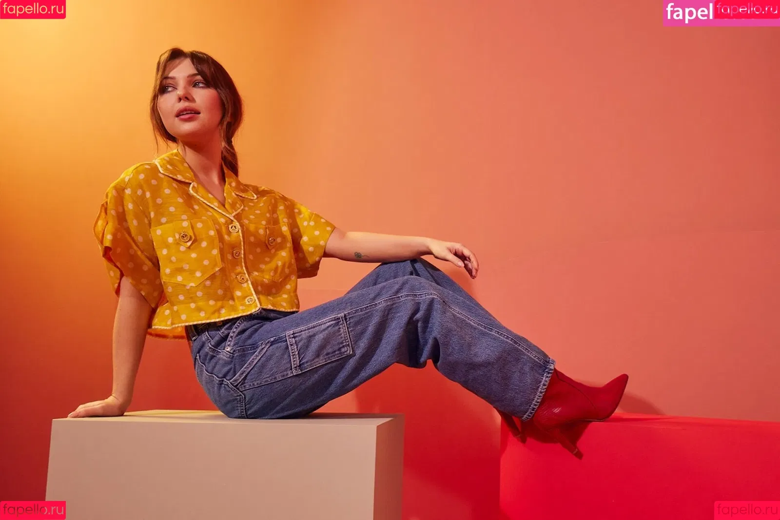Sammi Hanratty Onlyfans Photo Gallery 