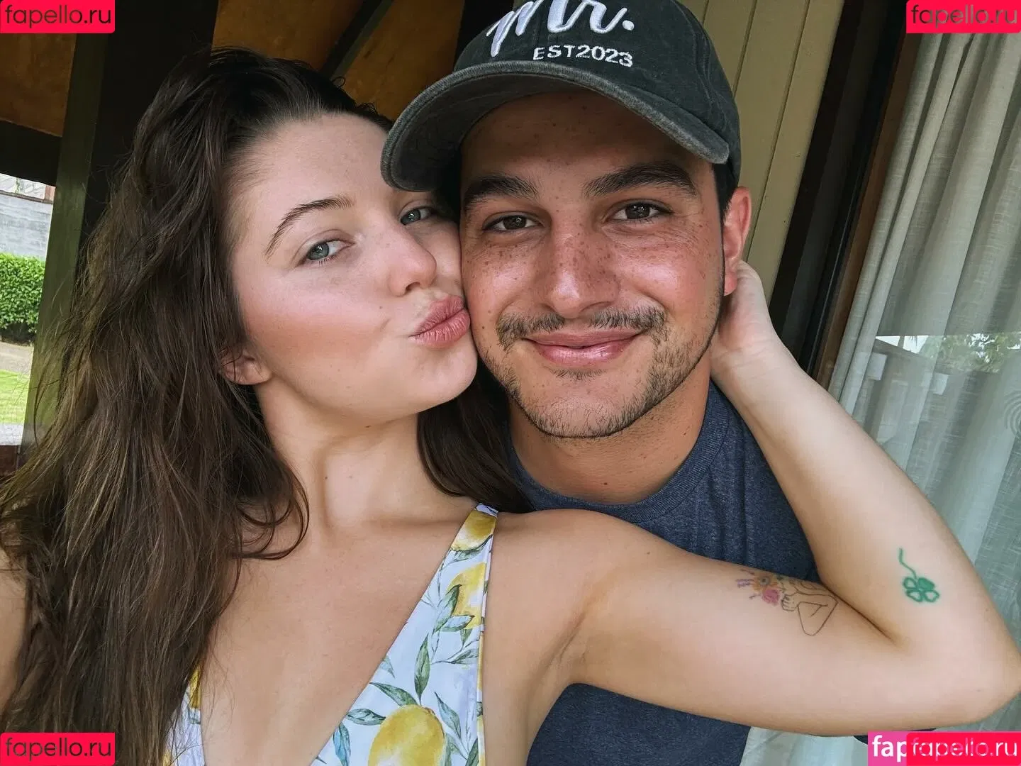 Sammi Hanratty Onlyfans Photo Gallery 