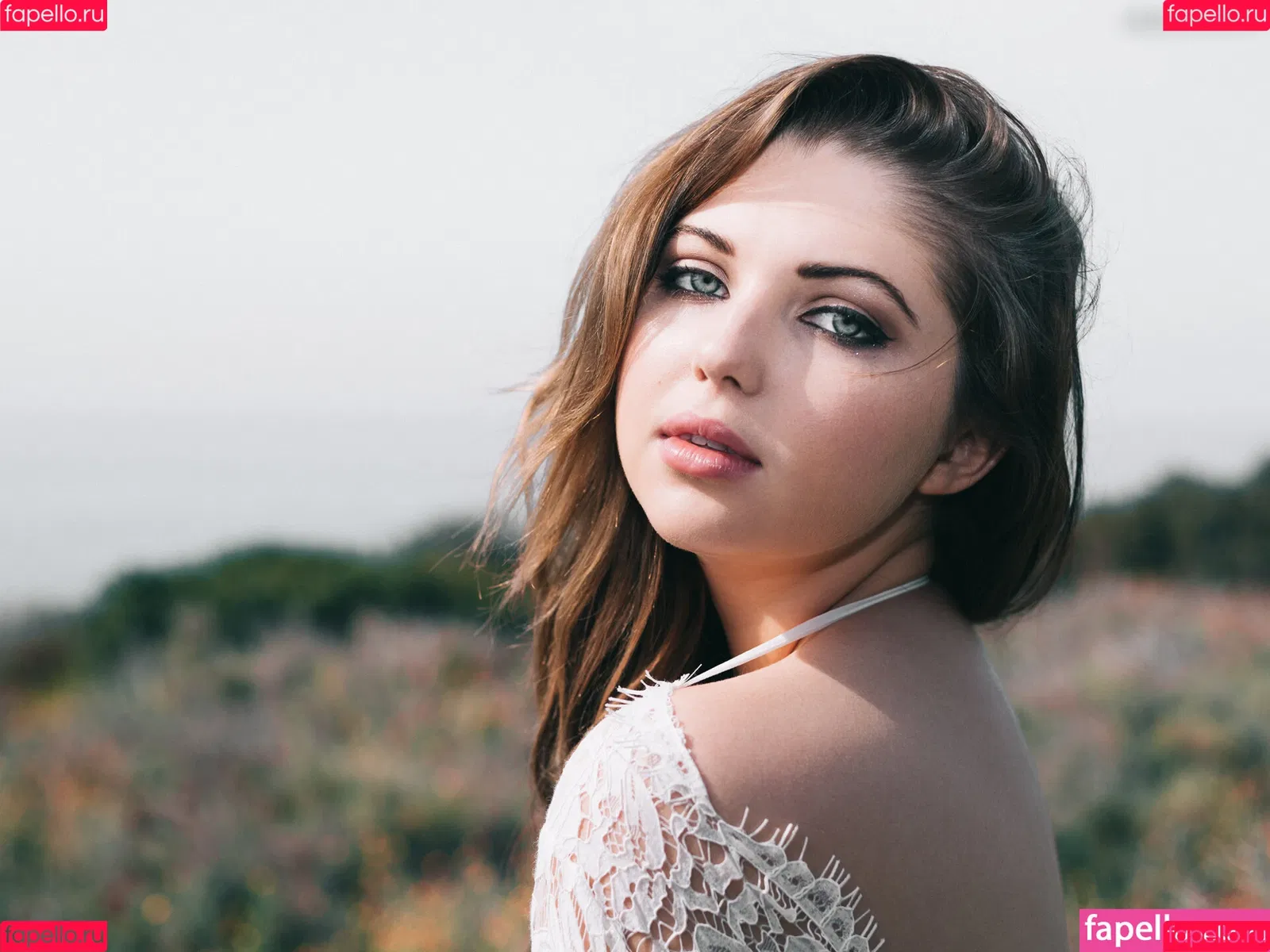 Sammi Hanratty Onlyfans Photo Gallery 