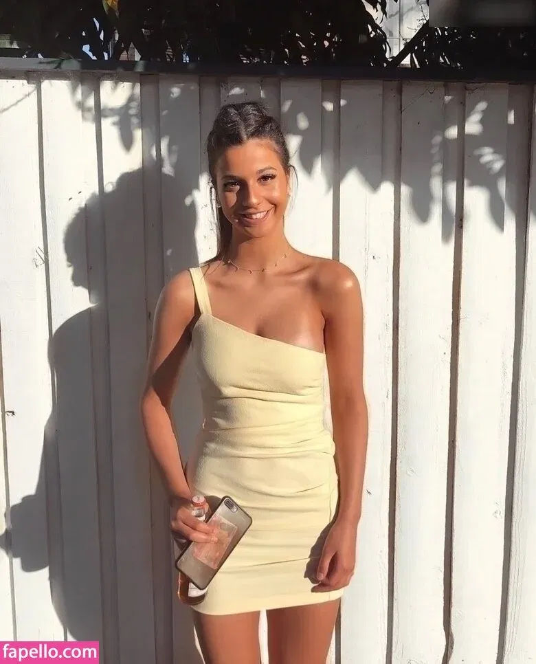 Isabella Salerrno Onlyfans Photo Gallery 