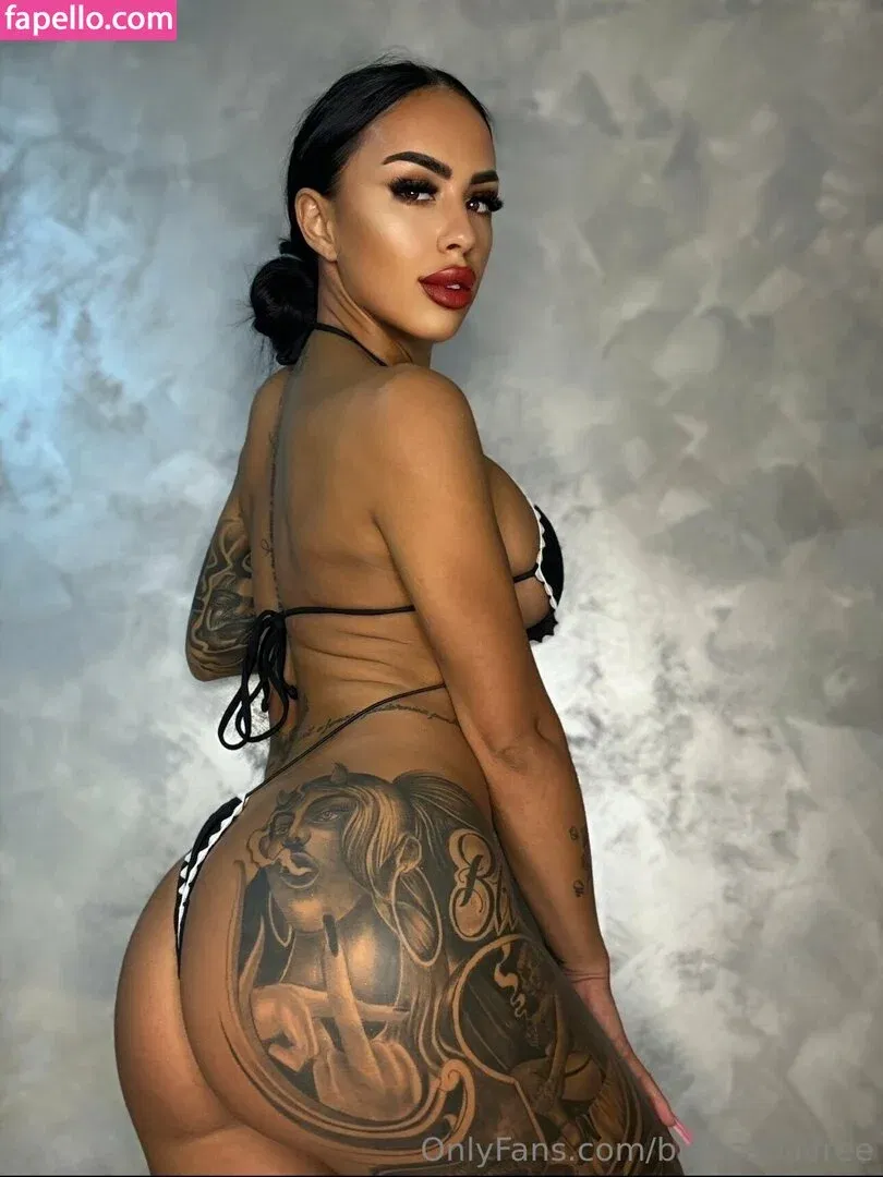 biancabiiifree Onlyfans Photo Gallery 