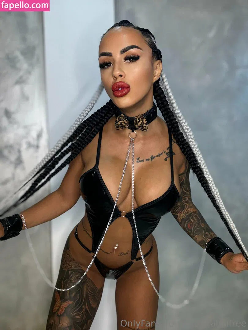 biancabiiifree Onlyfans Photo Gallery 