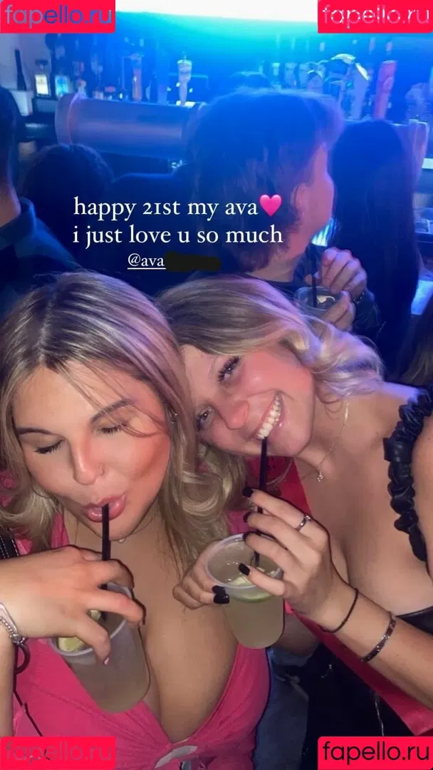 Hannah C Onlyfans Photo Gallery 