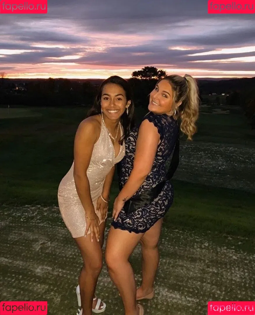 Hannah C Onlyfans Photo Gallery 