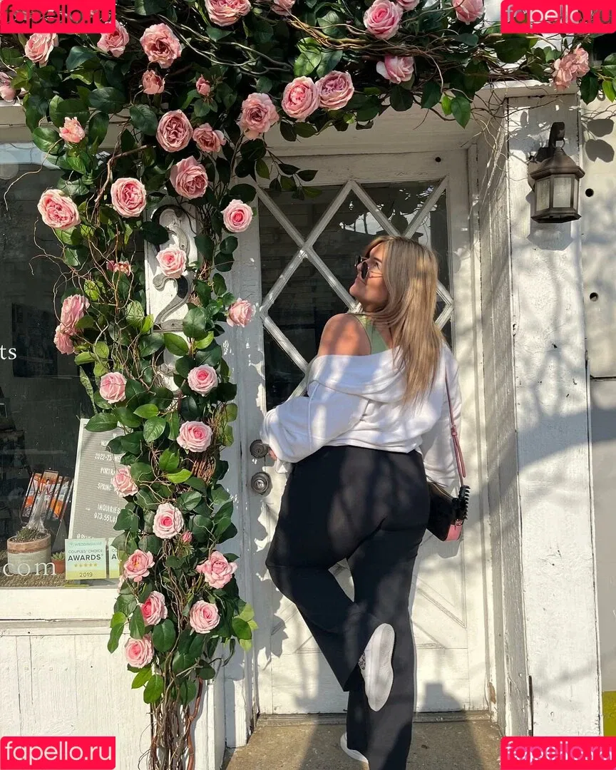Hannah C Onlyfans Photo Gallery 